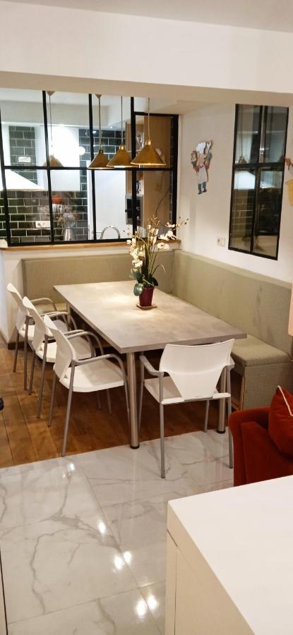 Liege 4420 Rue Jean Jaures 45 Grande Maison Joyeuse Avec Terrasse 30M2 Pour 8 Personnes Maximum Saint-Nicolas  Dış mekan fotoğraf